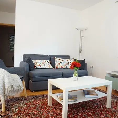 11 Apartma